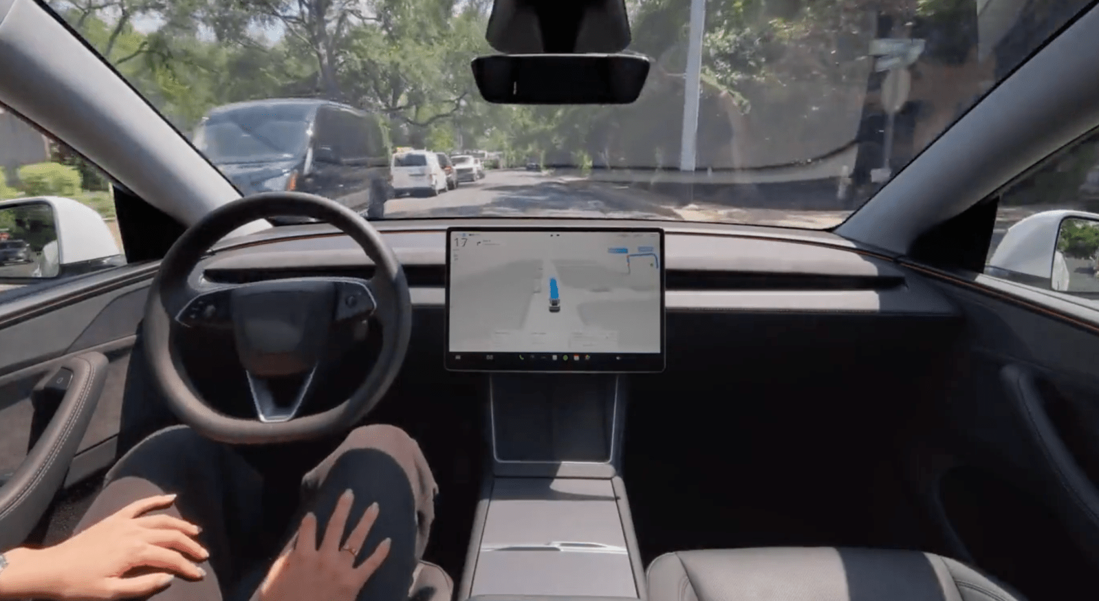 Former Uber self-driving chief crashes his Tesla on FSD, exposes supervision problem