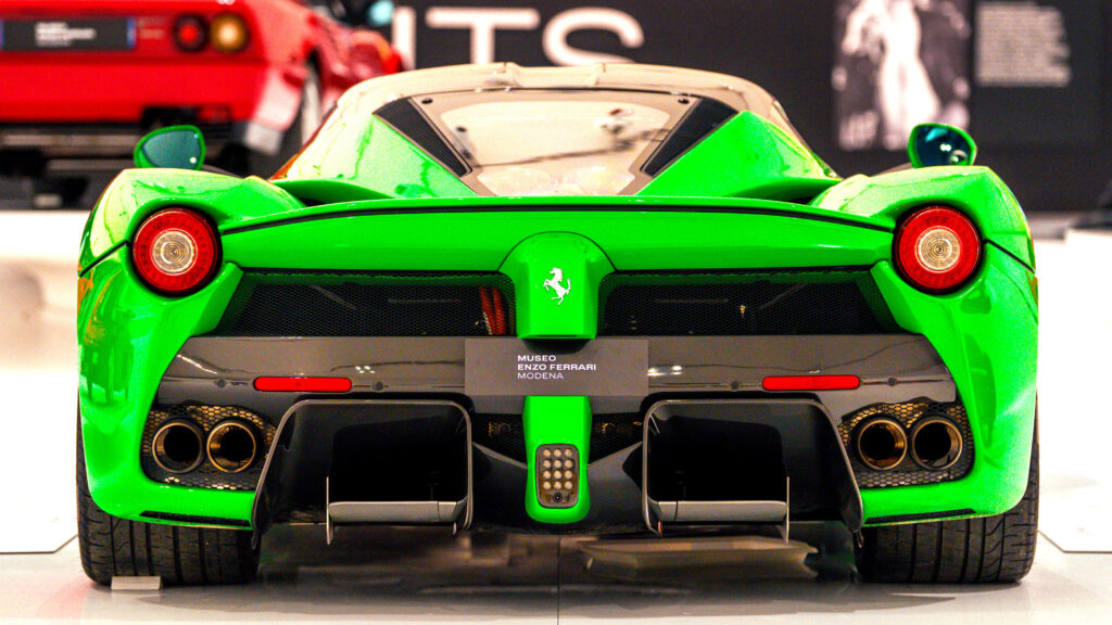 法拉利V12引擎新專利曝光,中東市場復航佈局未來產品線