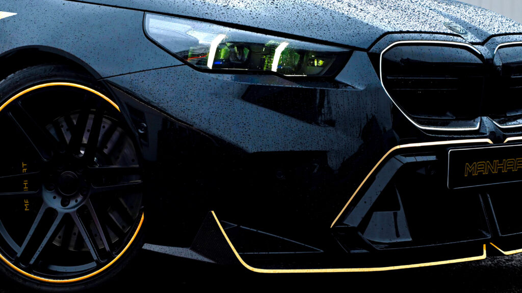 Manhart Found 180 HP BMW Left Sitting In The M5 Touring’s Engine Bay