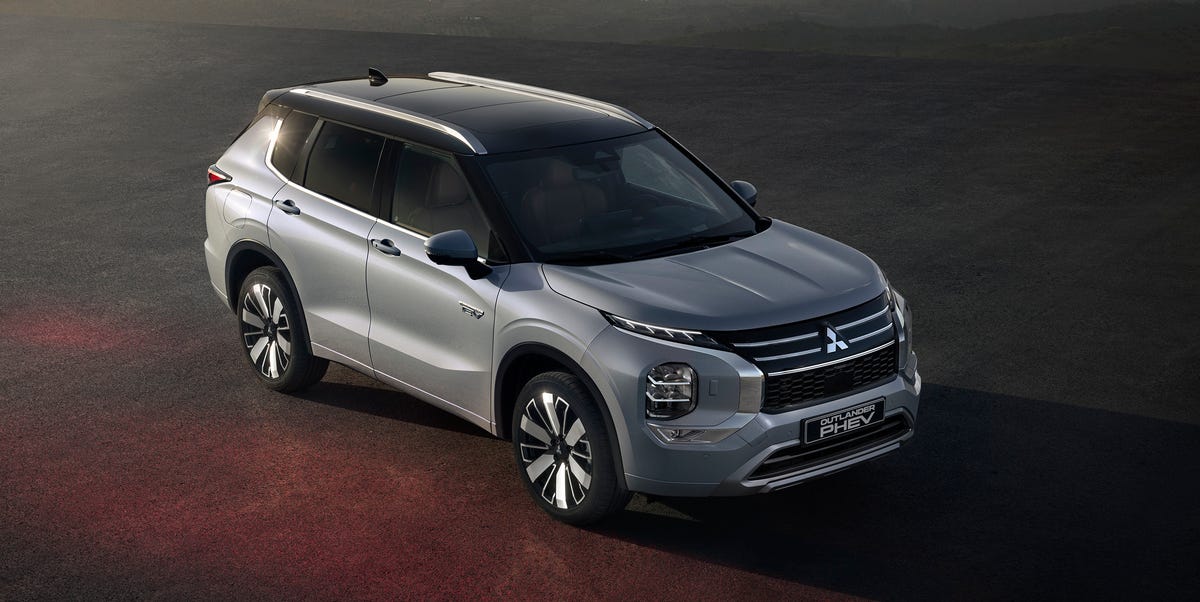 2026 Mitsubishi Outlander PHEV's Price Stays Under $45,000