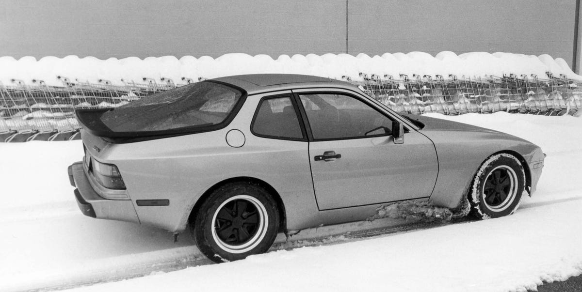 View Photos of the 1983 Porsche 944