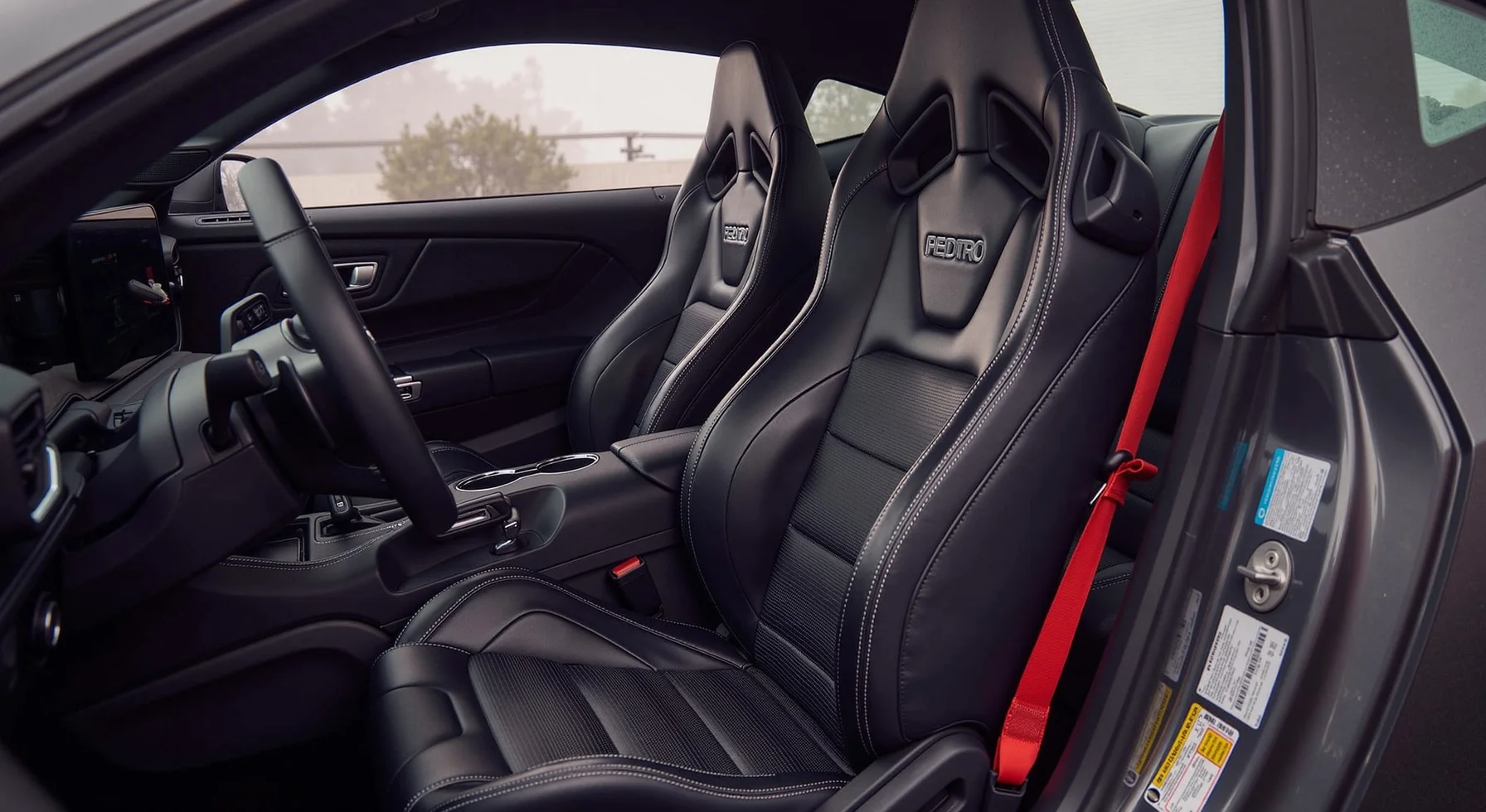 福特 Mustang Dark Horse SC 美國售價曝光，最高達 175,965 美元，對決道奇 Charger Scat Pack