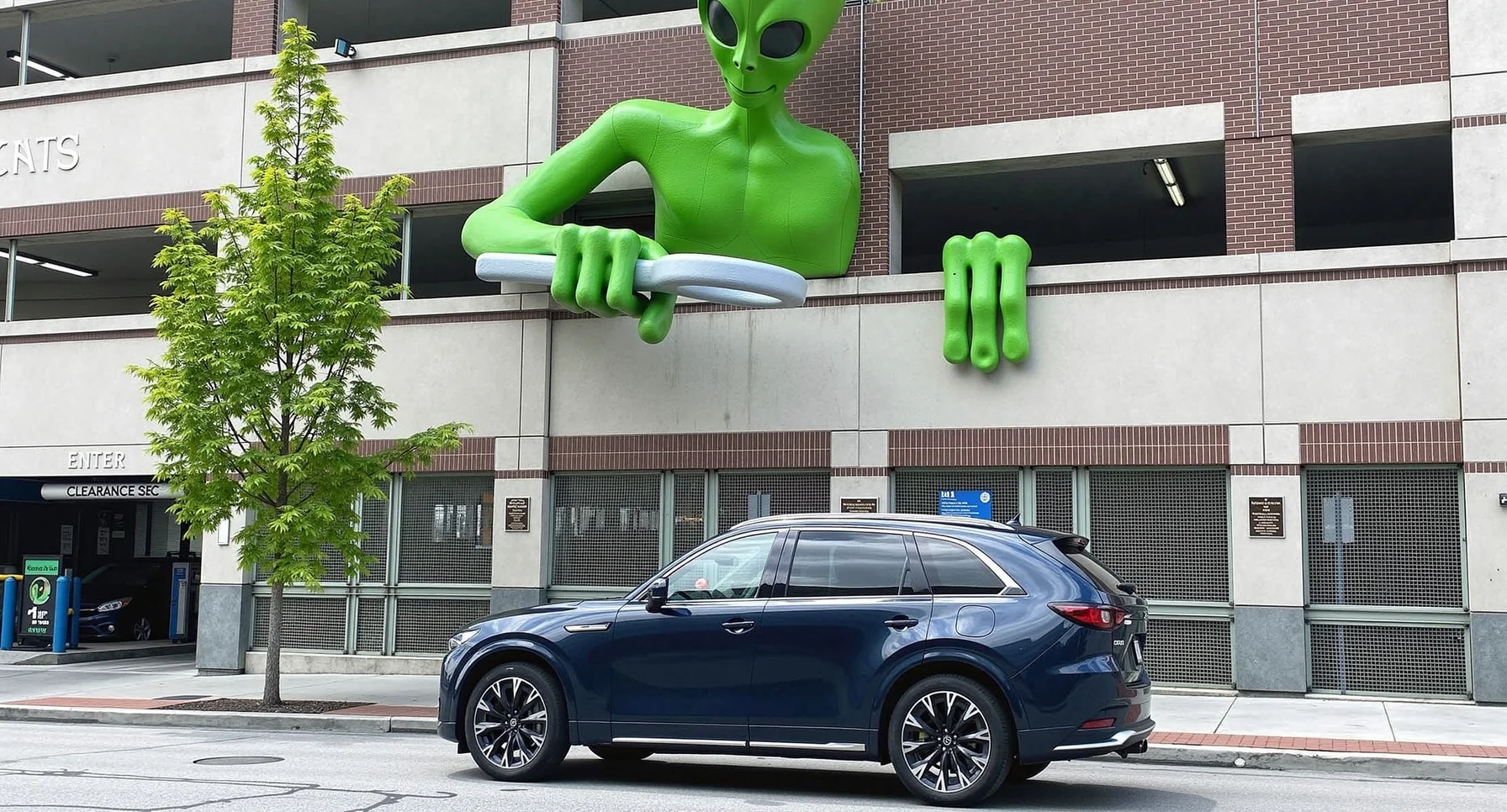 Mazda 註冊「Luce」商標，或影響 Ferrari 首款電動車命名權